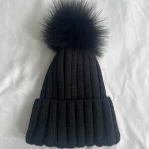 Sunday Best Aritzia Black Pom Pom Beanie Hat NWT